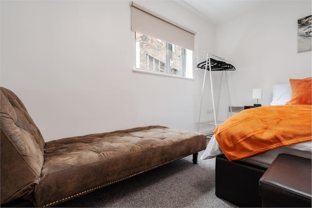 Apartment Centre Balcony Living Liverpool